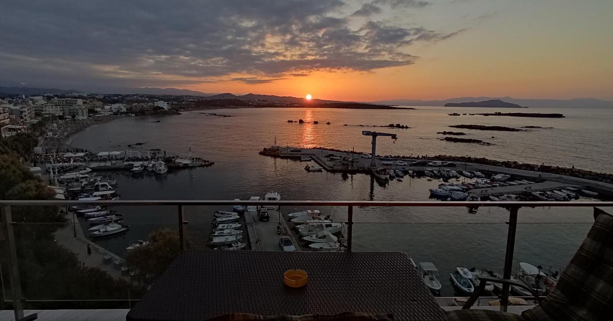 Panoramic Sea View Apartment Ханя Екстериор снимка