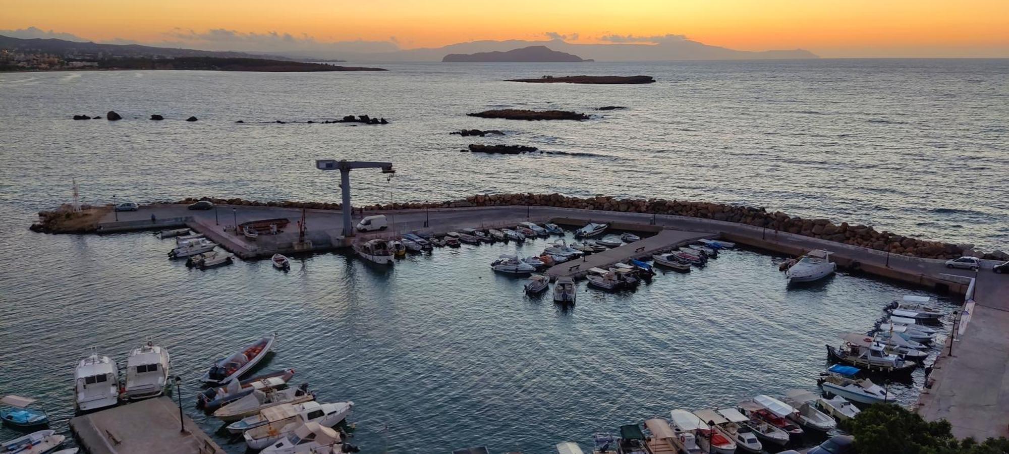 Panoramic Sea View Apartment Ханя Екстериор снимка