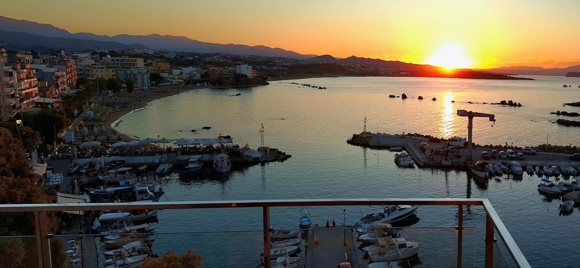 Panoramic Sea View Apartment Ханя Екстериор снимка